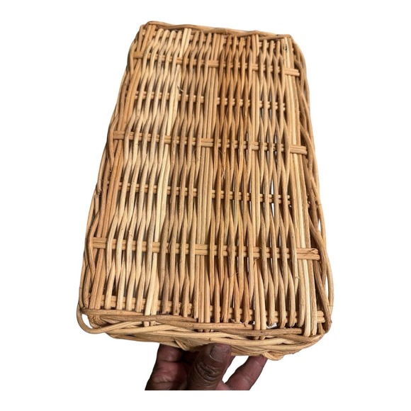 Rustic Farmhouse Market Beachy Basket Oval Tropical Fish Woven Wicker Handle - Picture 12 of 16